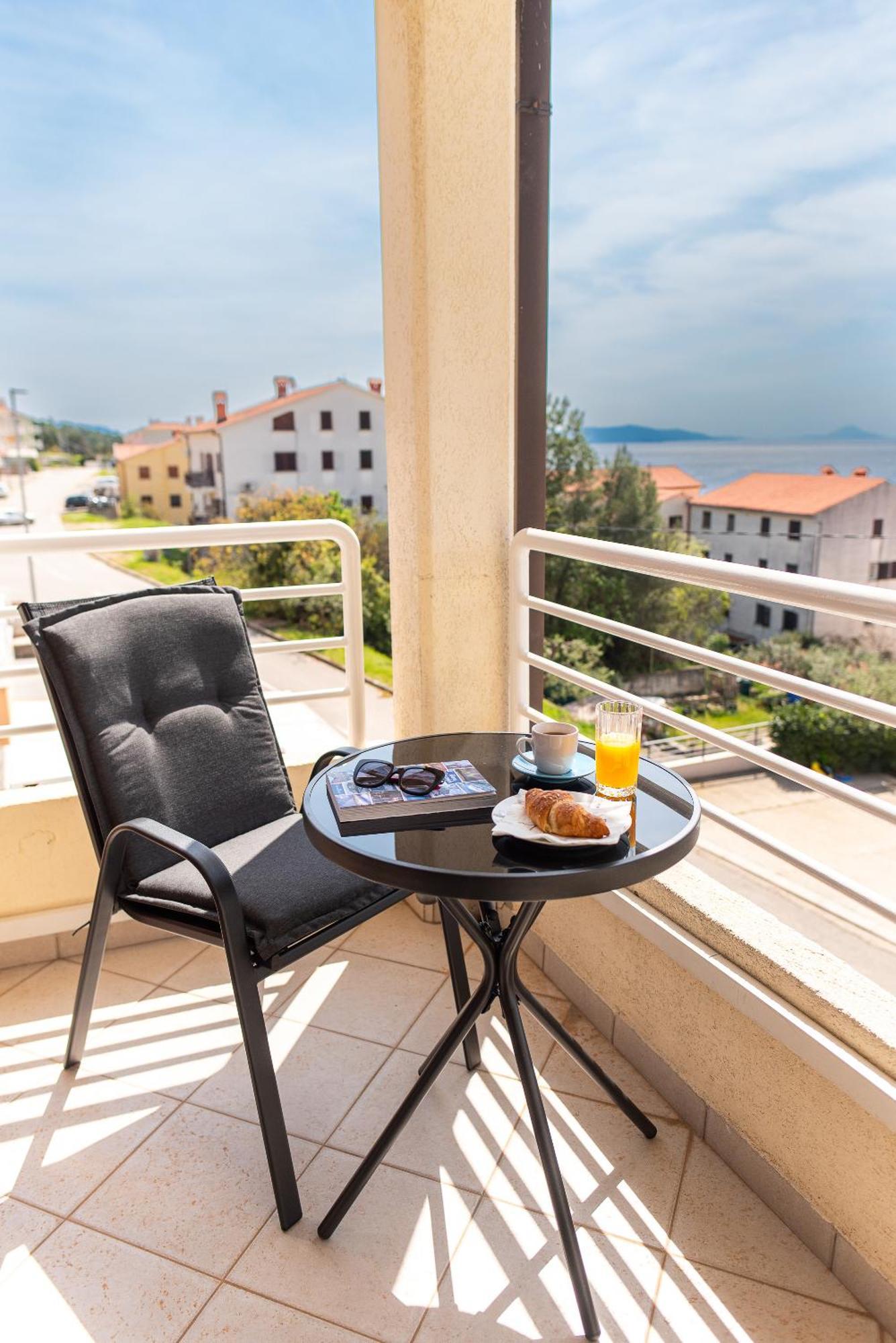 Nevera, Sea View And Private Parking