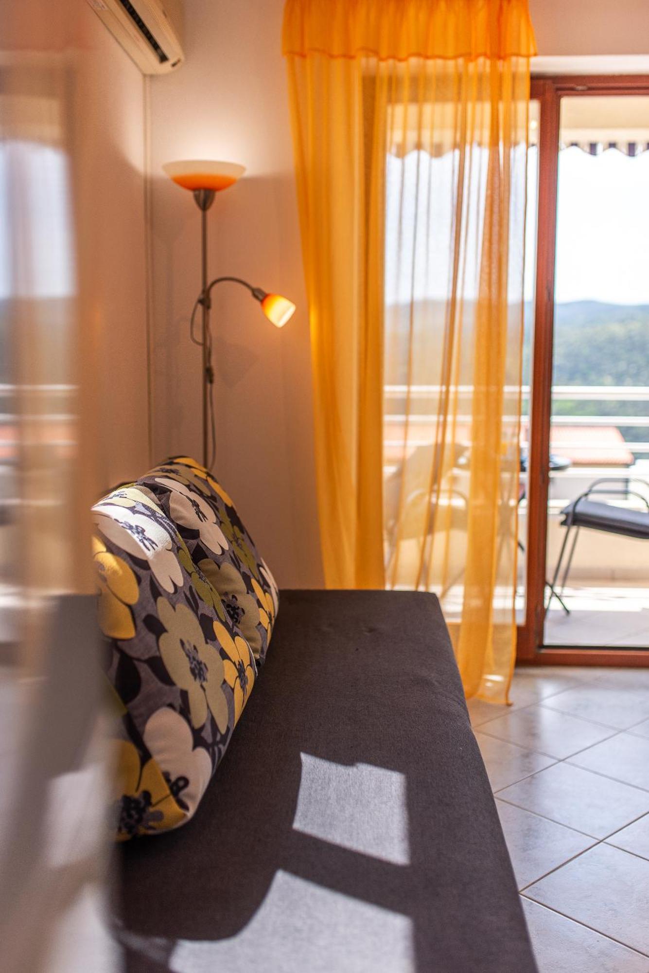 Apartamento Nevera, Sea View And Private Parking